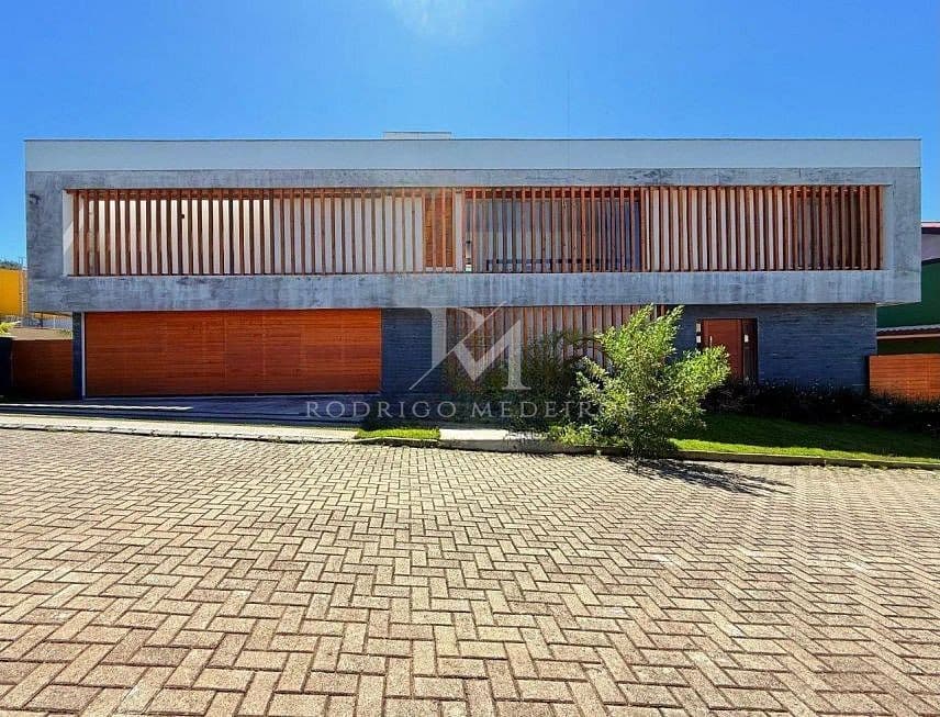 Casa de alto padrão com 5 dormitórios no Rio Tavares, Florianópolis/SC — foto 1