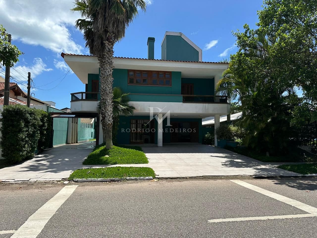 Casa com 4 suítes a 270 m do mar em Jurerê Internacional, Florianópolis-SC — foto 1