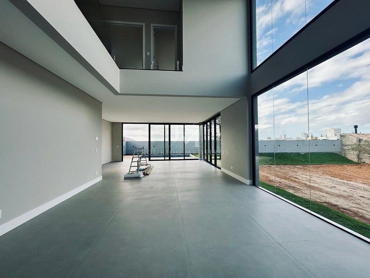 Casa de alto padrão com vista mar no Campeche/SC — foto 1