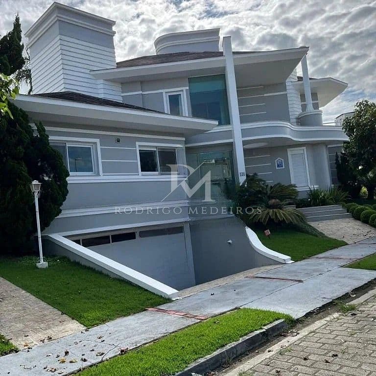 Casa em condomínio com 4 suítes, à venda em Jurerê Internacional-SC — foto 1