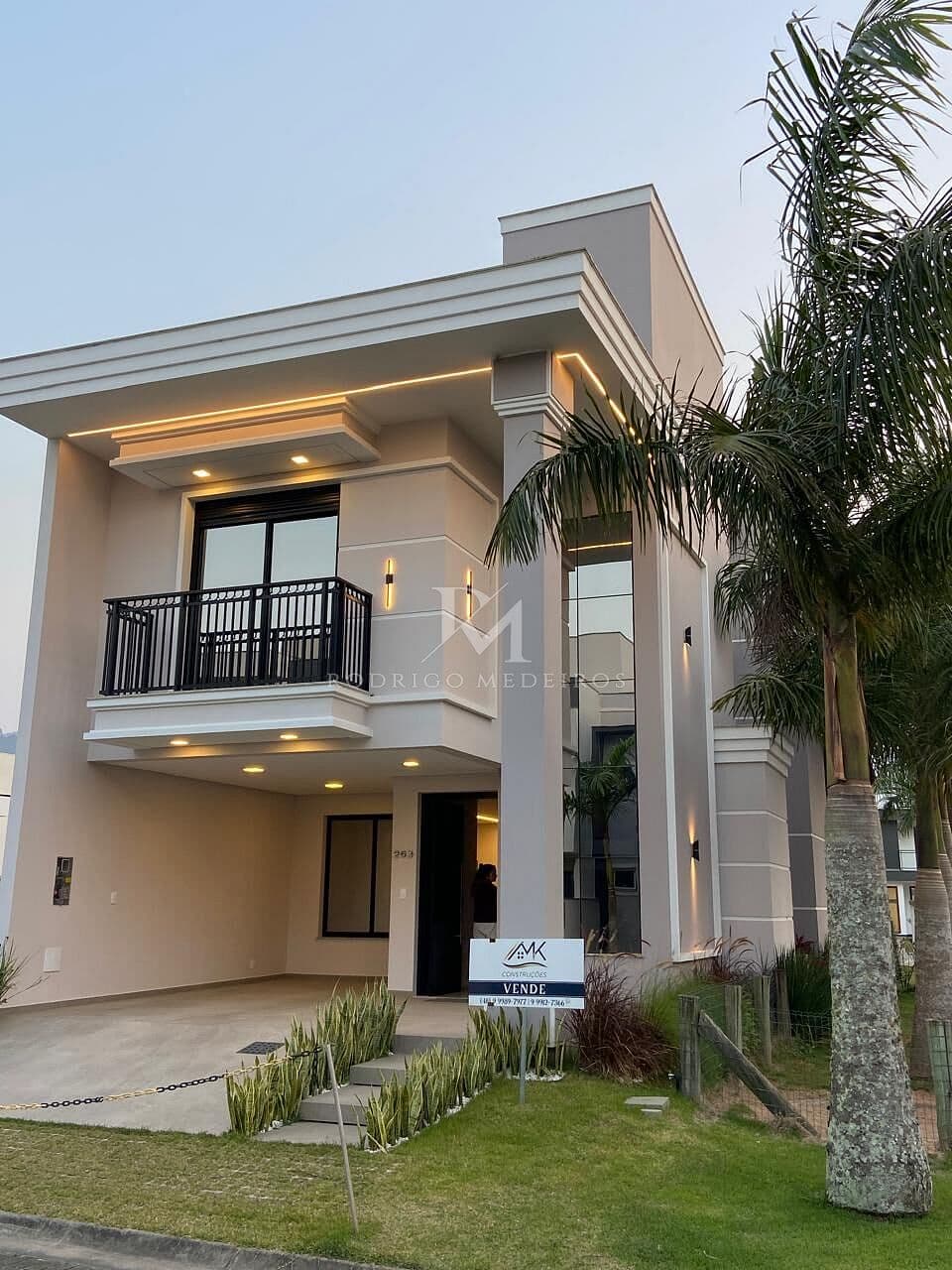 Casa à venda no bairro Beira Rio em Biguaçu-SC — foto 1