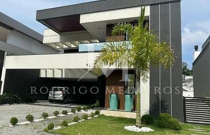 Casa em condomínio com 3 suítes na Pedra Branca, Palhoça — foto 1