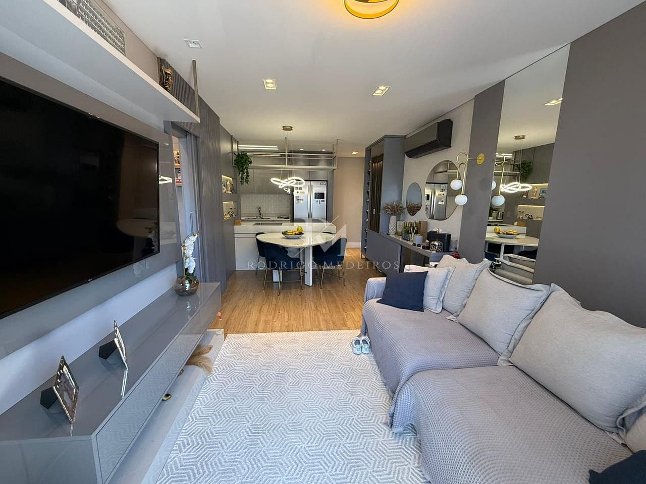 Apartamento studio mobiliado no Kobrasol, São José — foto 1