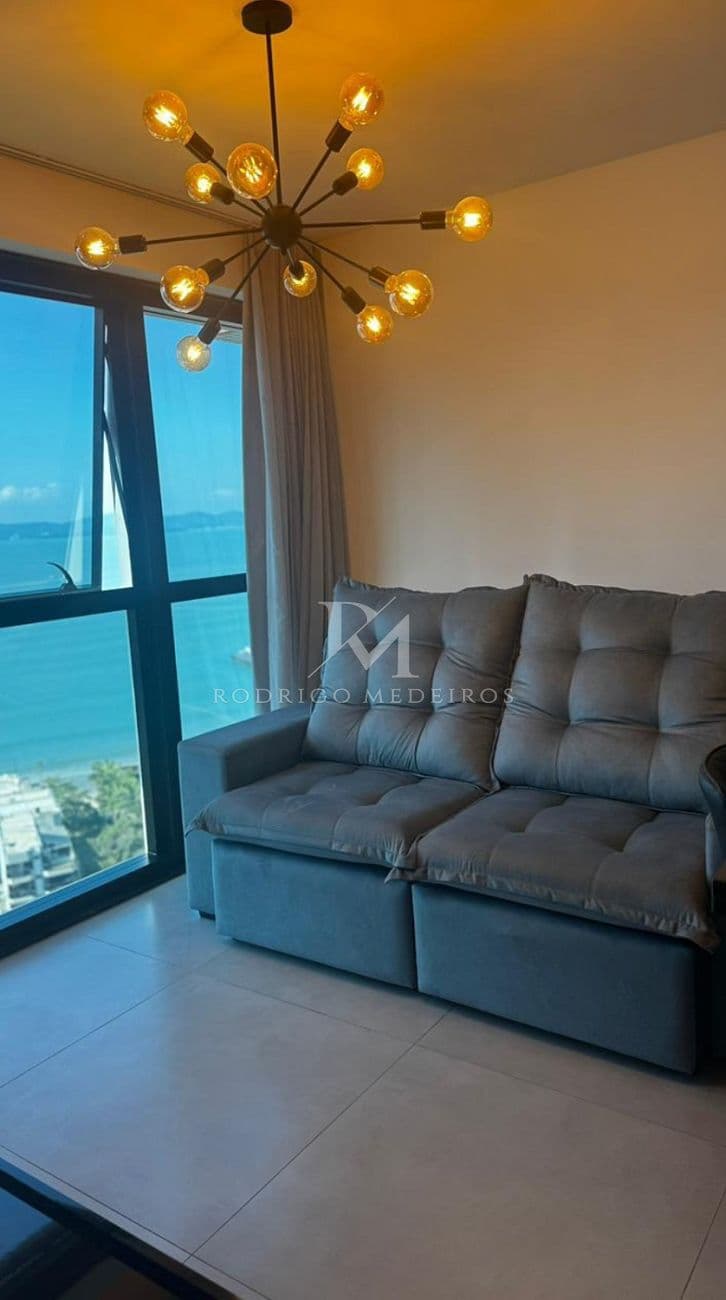 Flat com vista mar no Centro de Itapema — foto 1