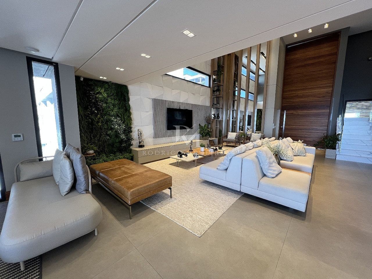 Casa com 4 suítes no Bosque das Mansões – São José — foto 1