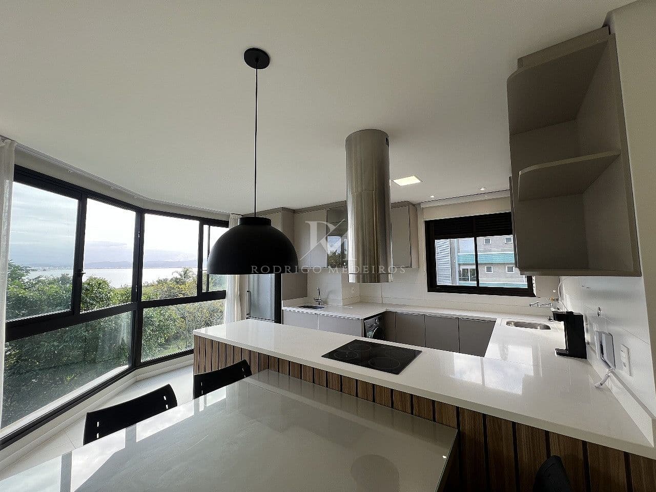 Apartamento mobiliado com 2 suítes no João Paulo – Florianópolis — foto 1