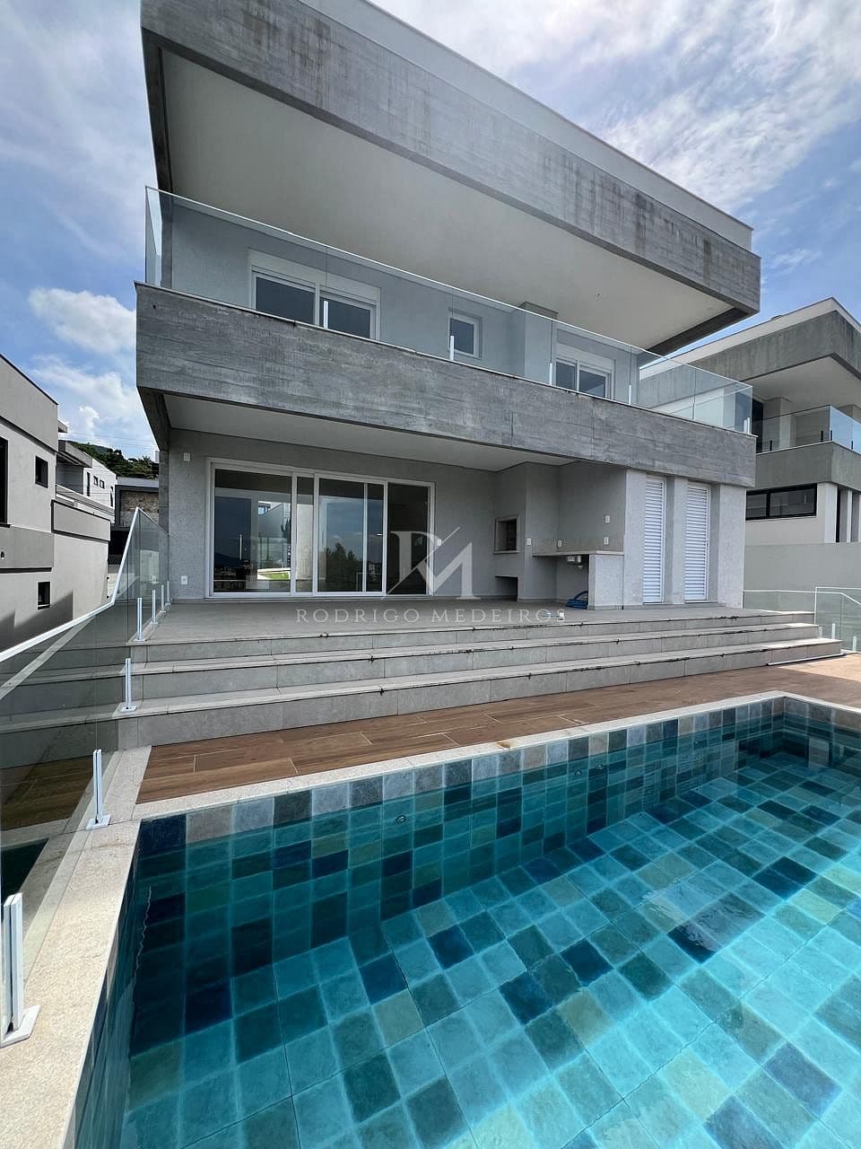 Casa com 3 suítes à venda na Pedra Branca, Palhoça/SC — foto 1