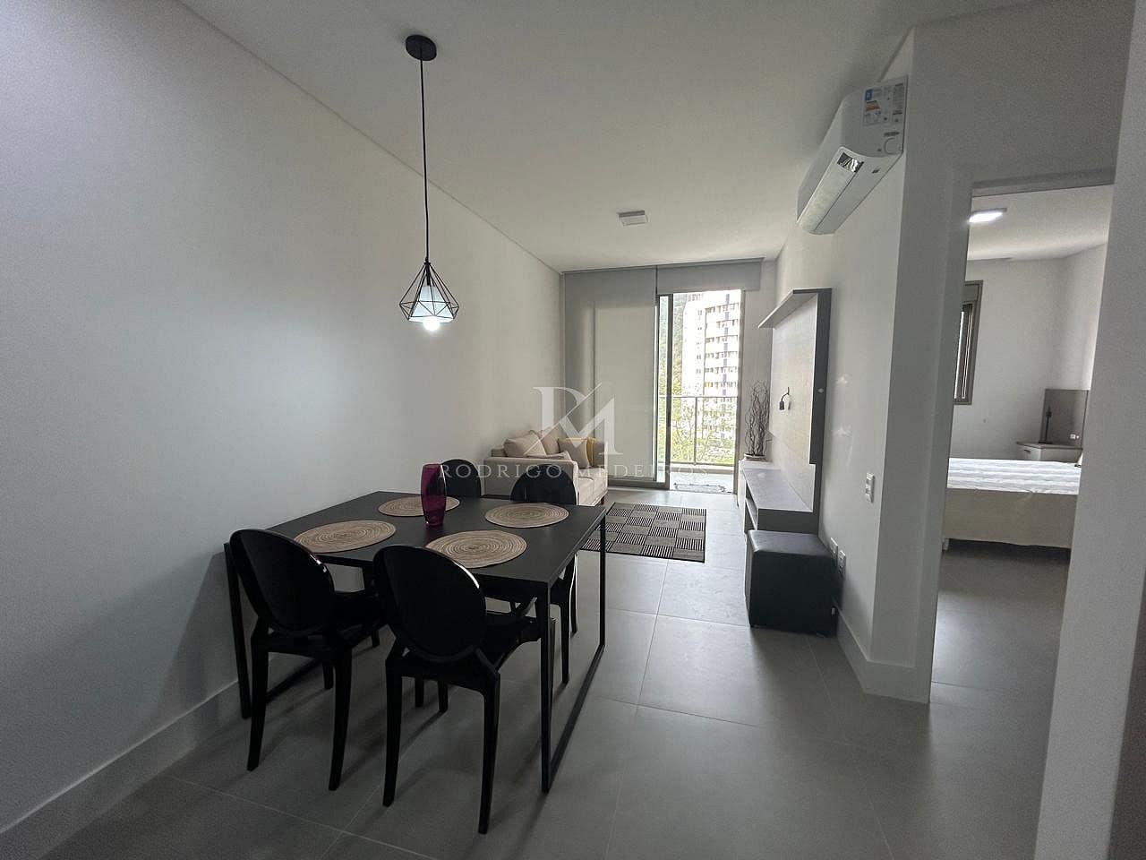 Apartamento 1 dormitórios à venda no Córrego Grande, Florianópolis — foto 1