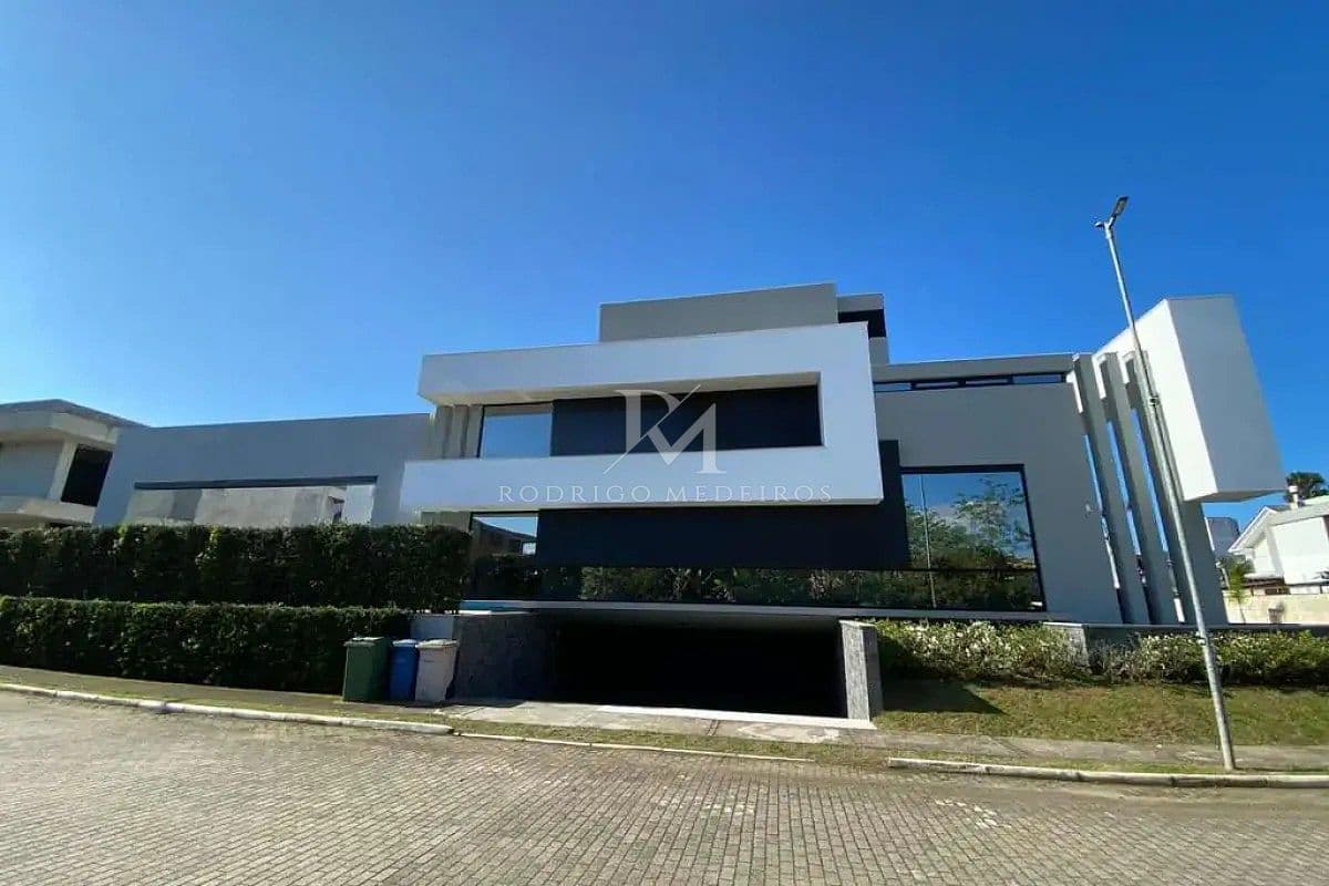 Mansão em condomínio com 7 dormitórios em Jurerê Internacional, Florianópolis — foto 1