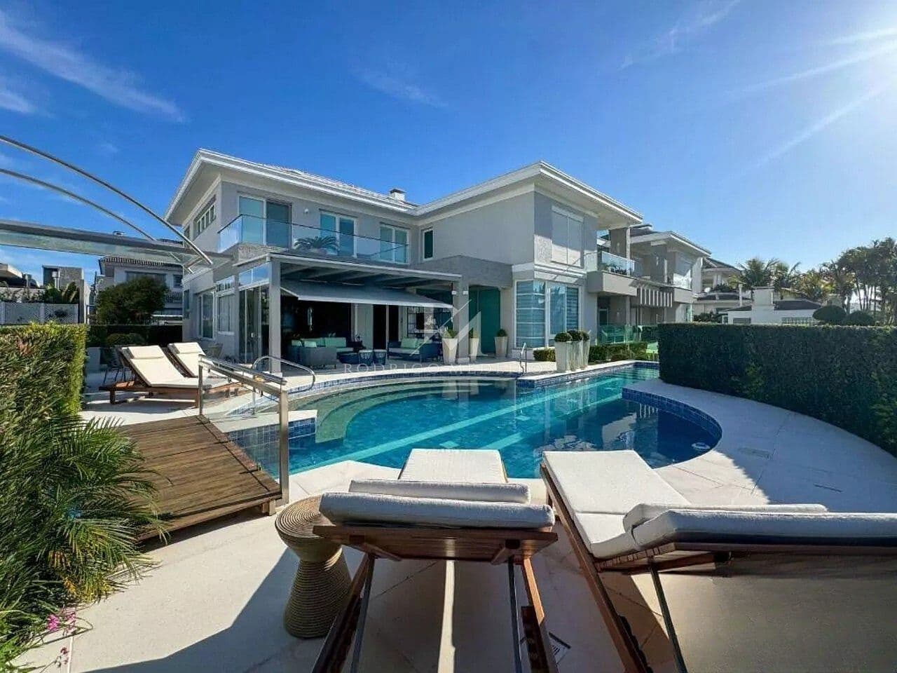 Mansão com 6 suítes à venda em Jurerê Internacional, Florianópolis — foto 1