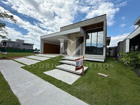 Casa térrea em Condomínio com 3 suítes à venda na Pedra Branca, Palhoça — foto 1