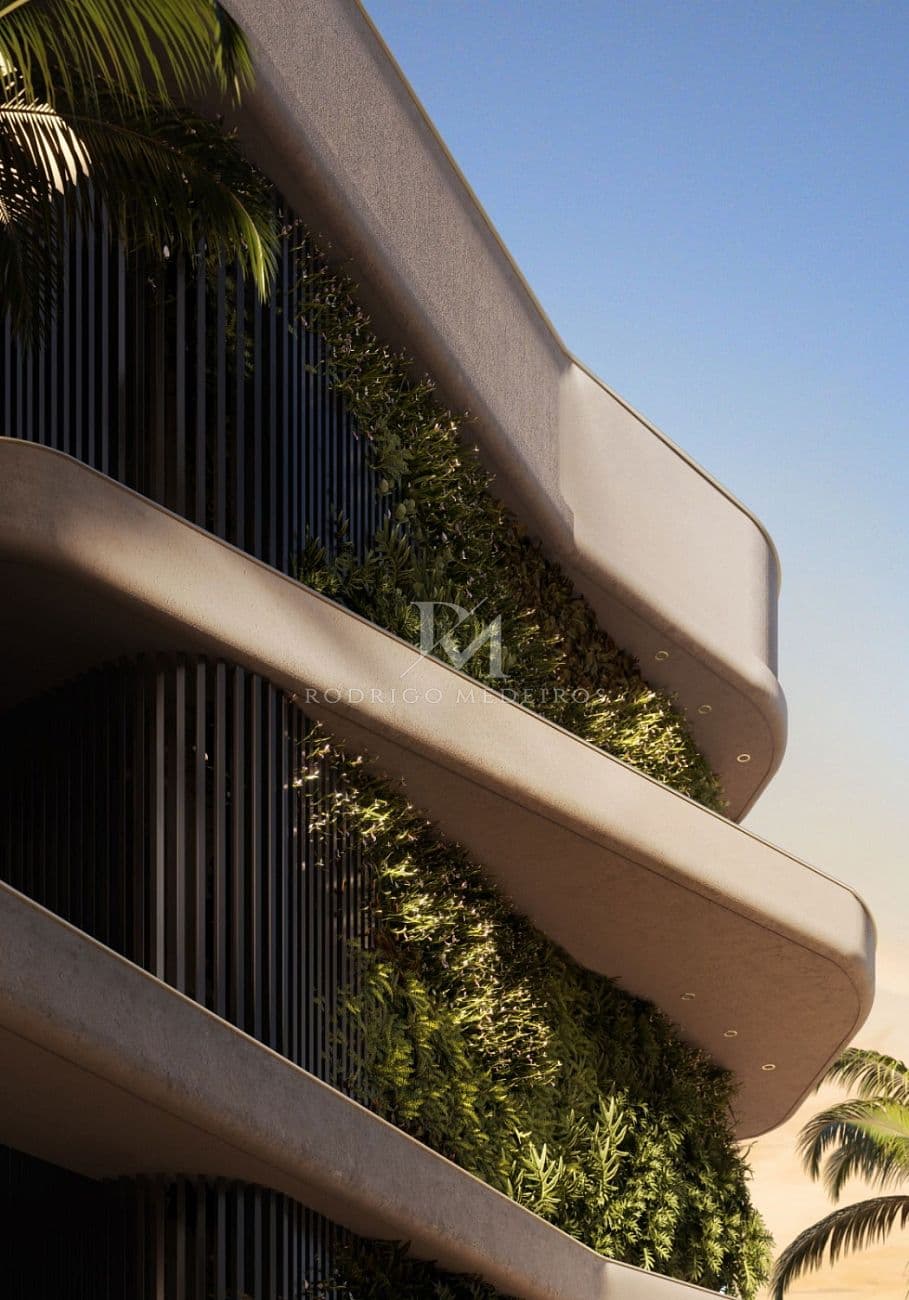 Apartamento frente mar na Praia do Estaleiro em Balneário Camboriú SC — foto 1