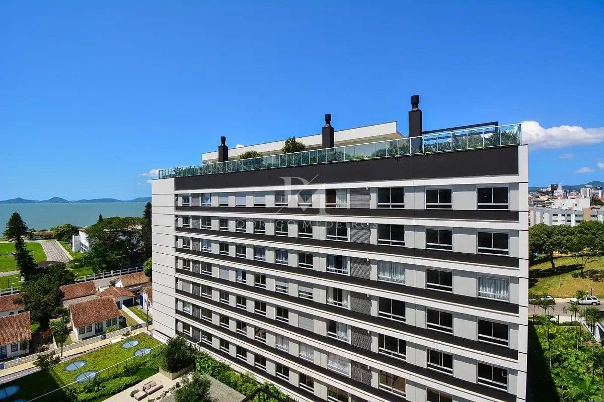 Apartamento com 3 suítes e 162m² ao lado da Praça da Marinha no Novo Estreito — foto 1