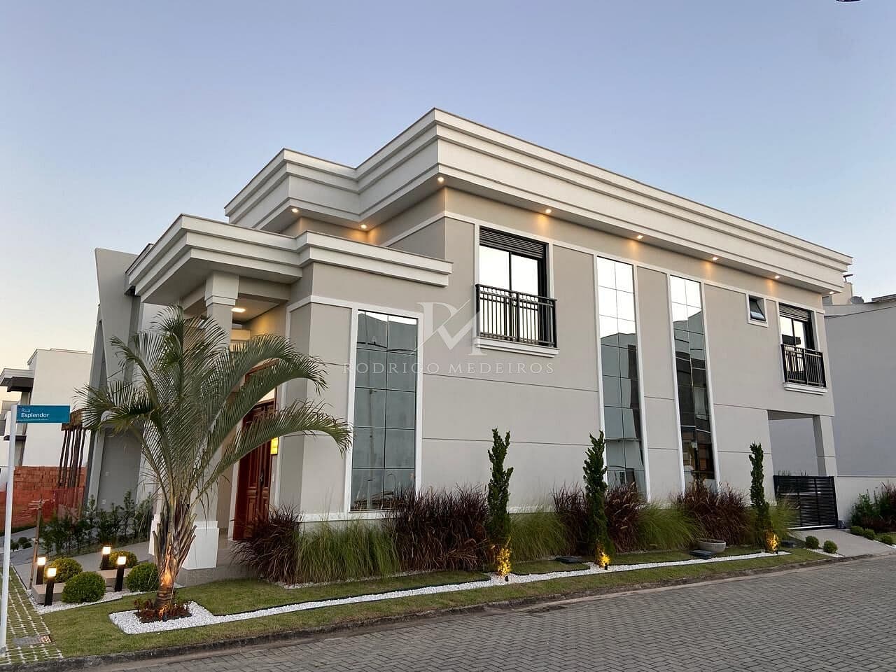 Casa à venda no bairro Beira Rio em Biguaçu-SC — foto 1