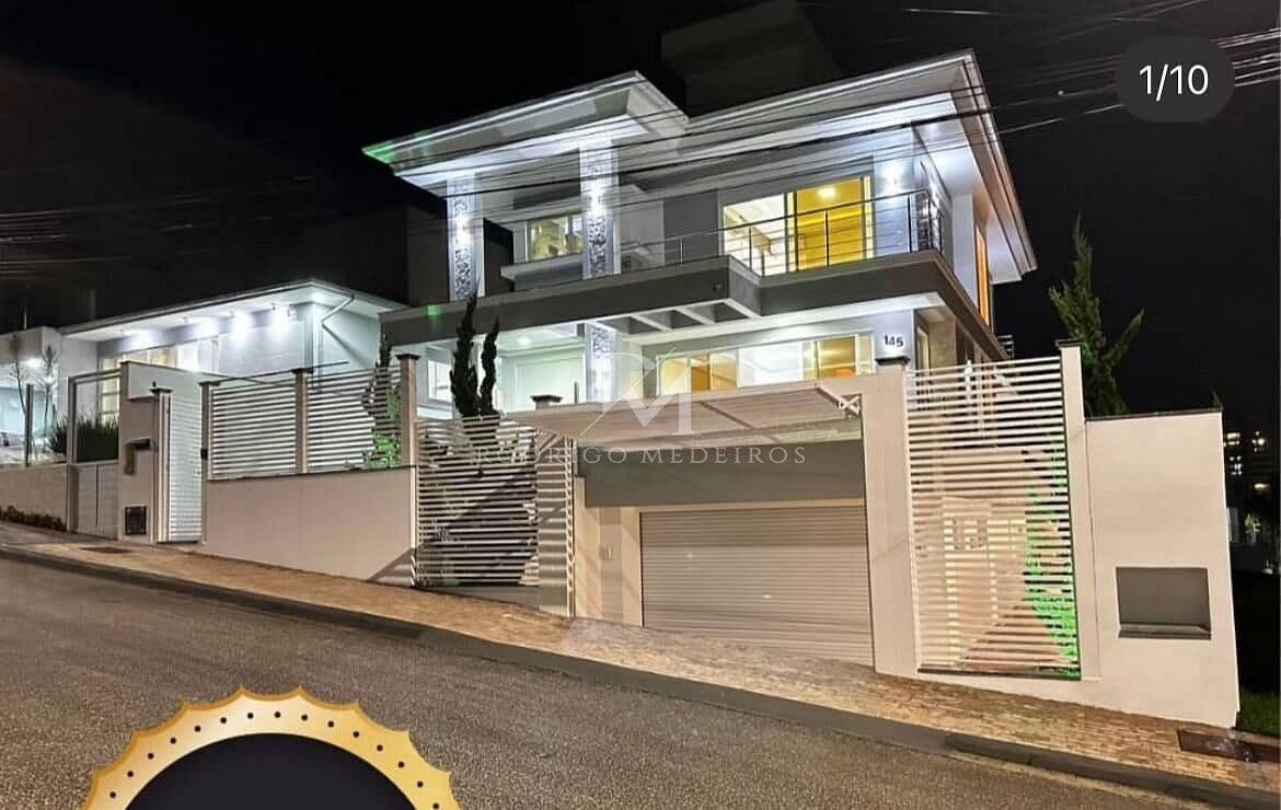 Mansão Triplex com 4 Suítes à Venda em Pedra Branca, Palhoça — foto 1