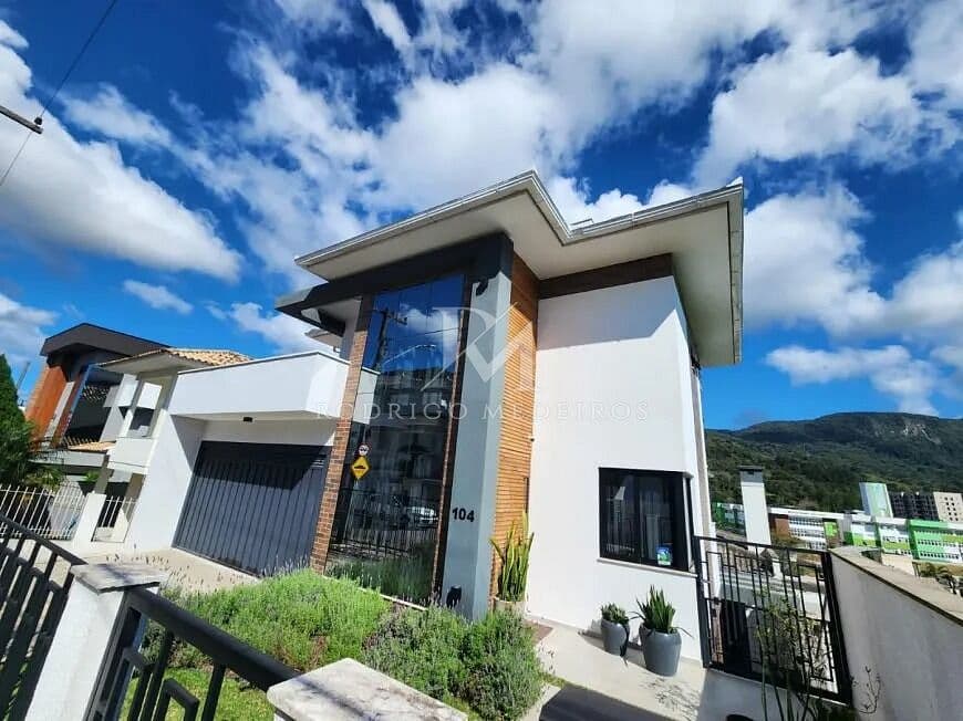 Casa à venda no bairro Pedra Branca em Palhoça/SC — foto 1