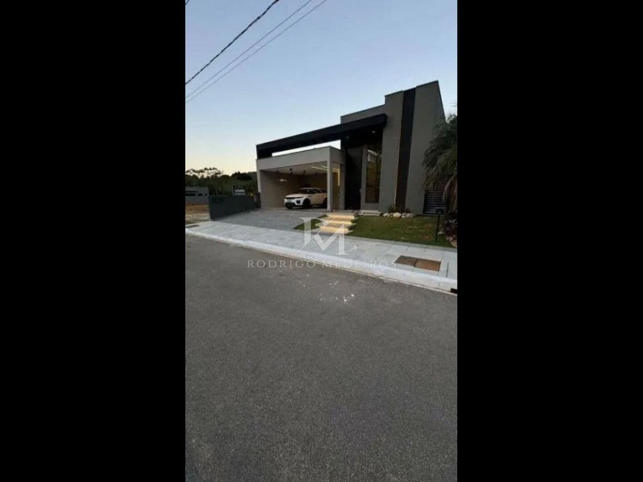 Casa 3 Suítes no bairro Sertão do Maruim em São José/SC — foto 1