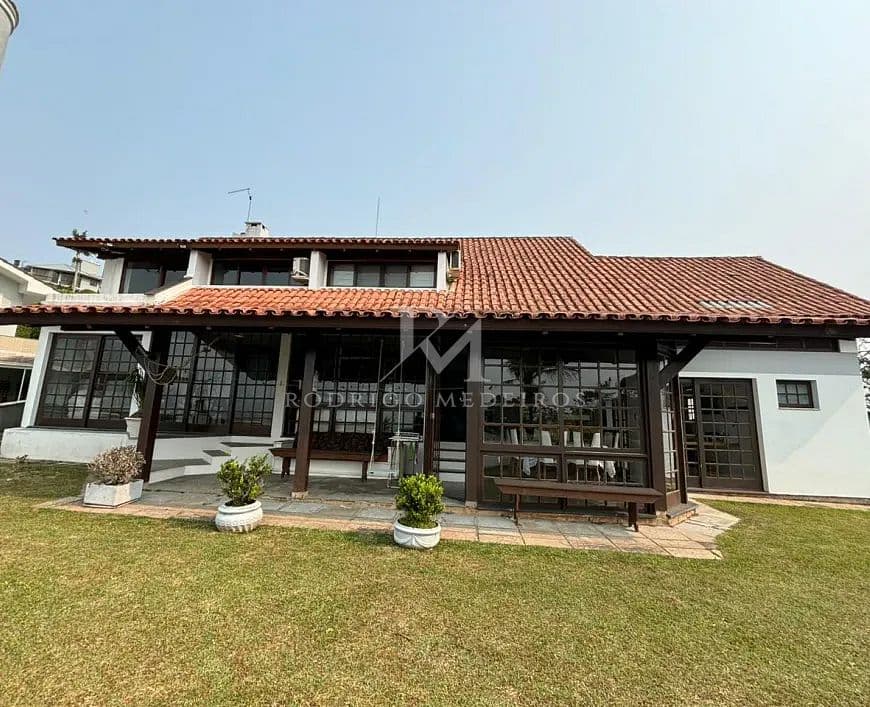 Casa com uma vista incrível com 4 dormitórios e 4 vagas de garagem no Bosque das Mansões - São Jose/SC — foto 1