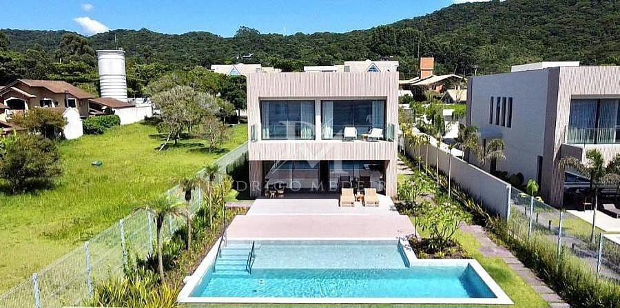 Casa de Frente Para o Mar da Praia do Estaleiro-BC — foto 1