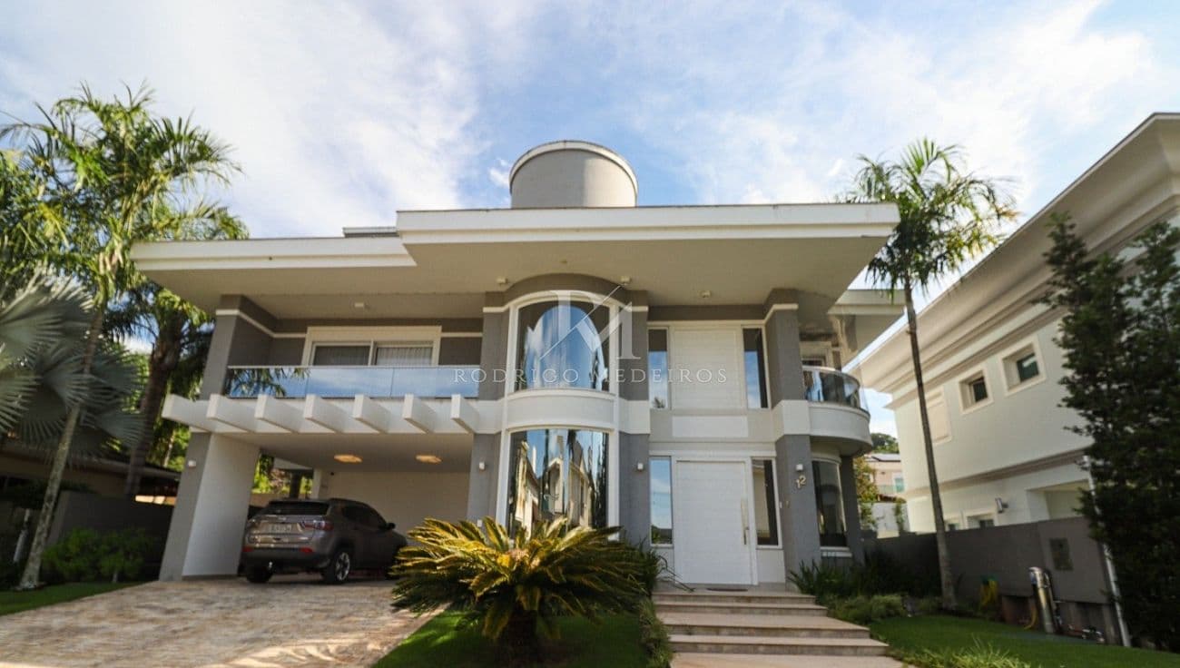 Casa 4 Dormitórios (2 Suítes) João Paulo - Florianópolis/SC — foto 1