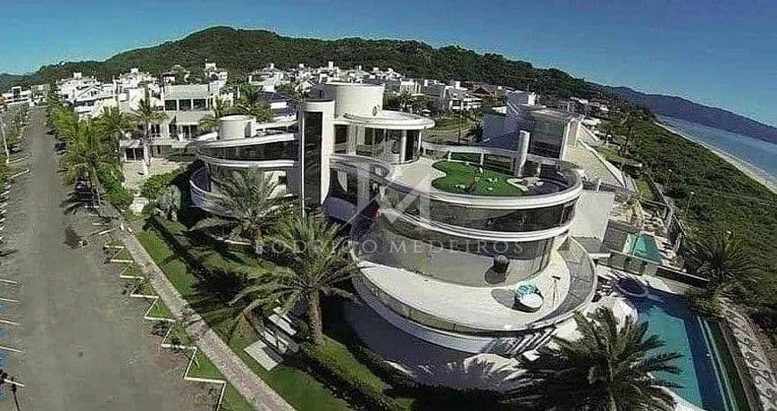 Casa 5 Suítes, Mobiliada, Piscina - Jurerê Internacional - Florianópolis/SC — foto 1