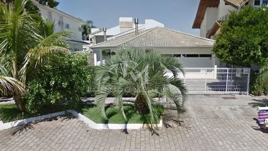 Casa 4 Suites, Mobiliada, Piscina - Jurerê Internacional, Florianópolis-SC — foto 1