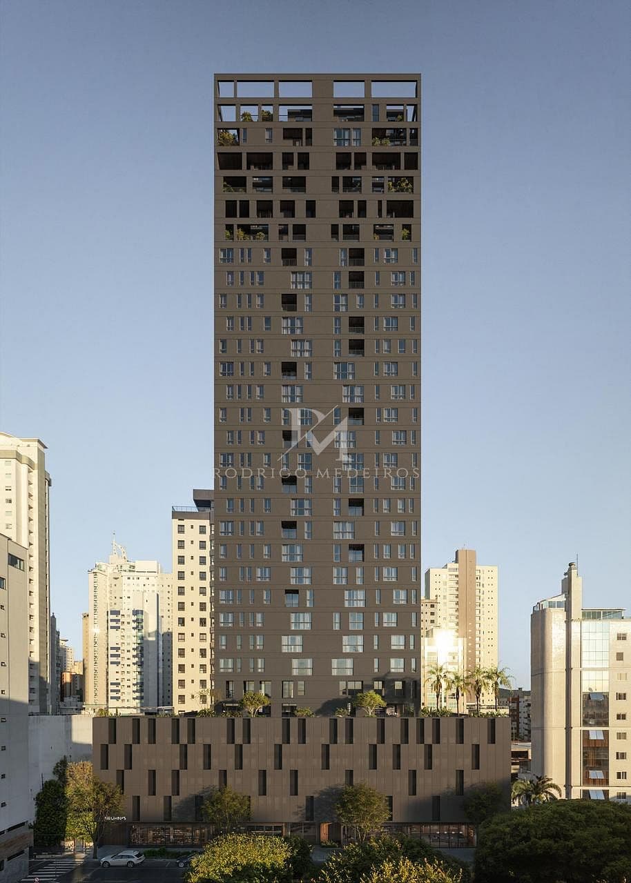 Apartamento 4 Suítes - Balneário Camboriú/SC — foto 1