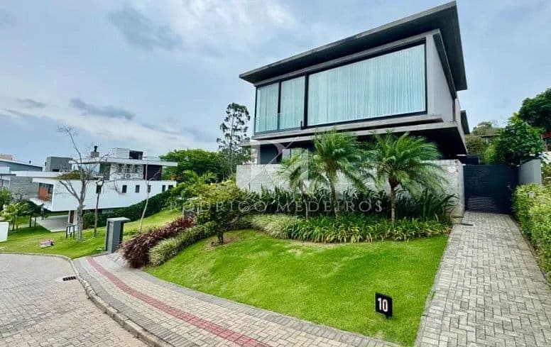 Casa com 5 suítes à venda no Cacupé, Florianópolis-SC — foto 1