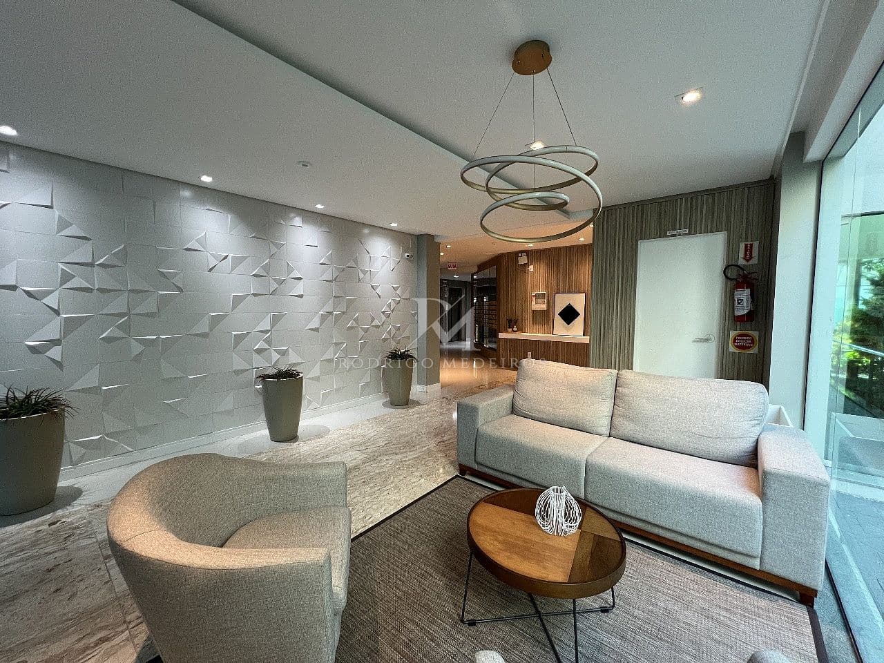 Apartamento 3 Dormitórios (1 Suíte) - Campinas, São José/SC — foto 1