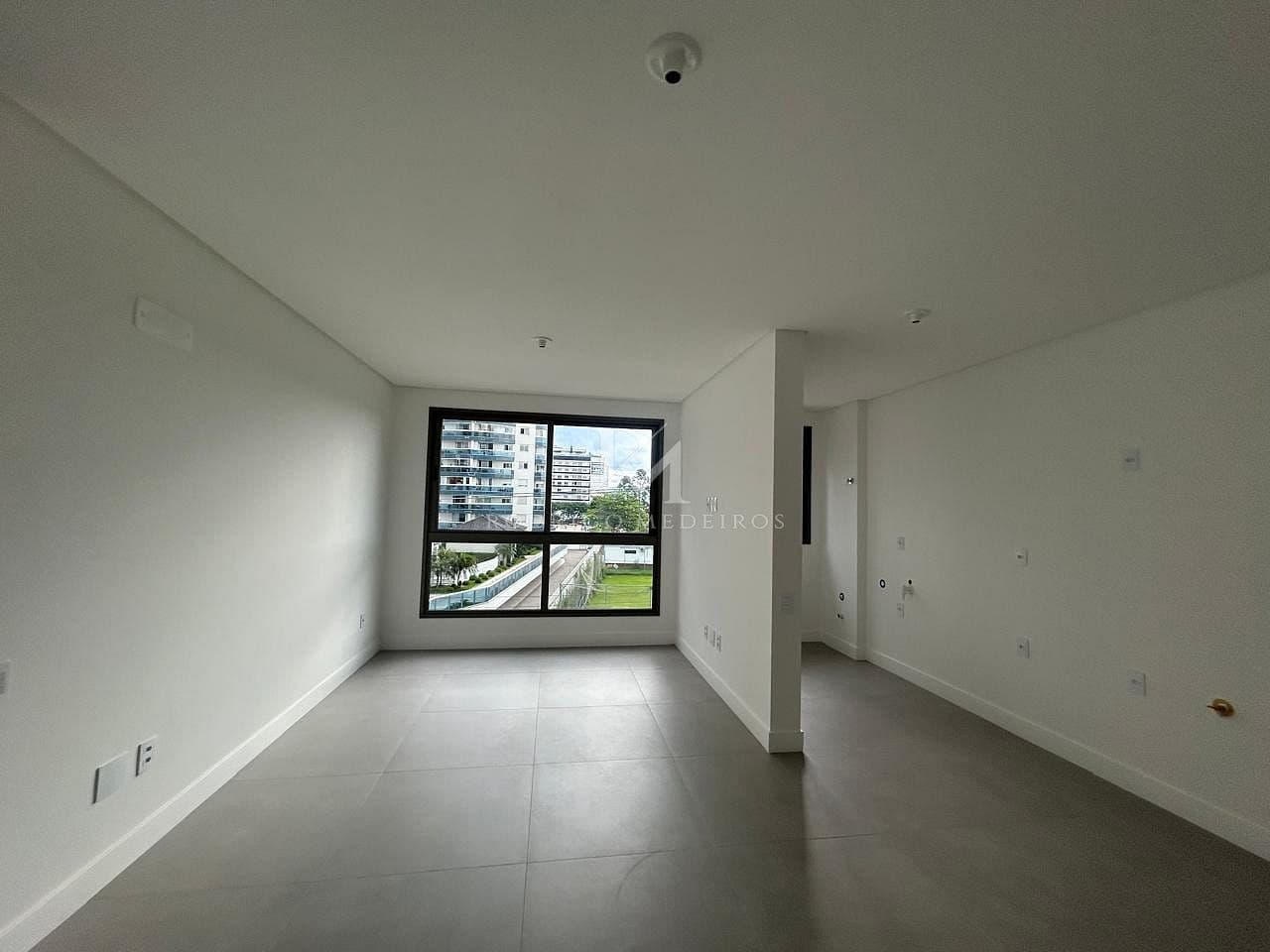 Apartamento 2 Dormitórios (1 Suíte) - Estreito, Florianópolis/SC — foto 1