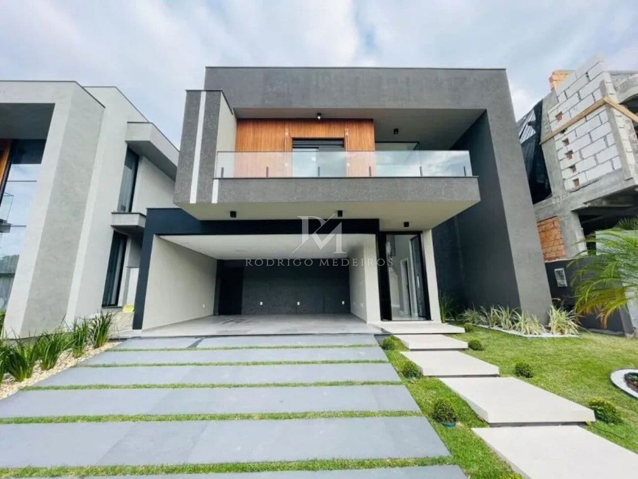 Casa à venda com 3 suítes na Pedra Branca, Palhoça — foto 1