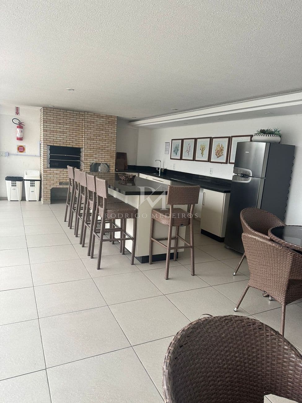 Apartamento 3 Dormitórios ( 1 Suíte) - Centro, Itajaí /SC — foto 1