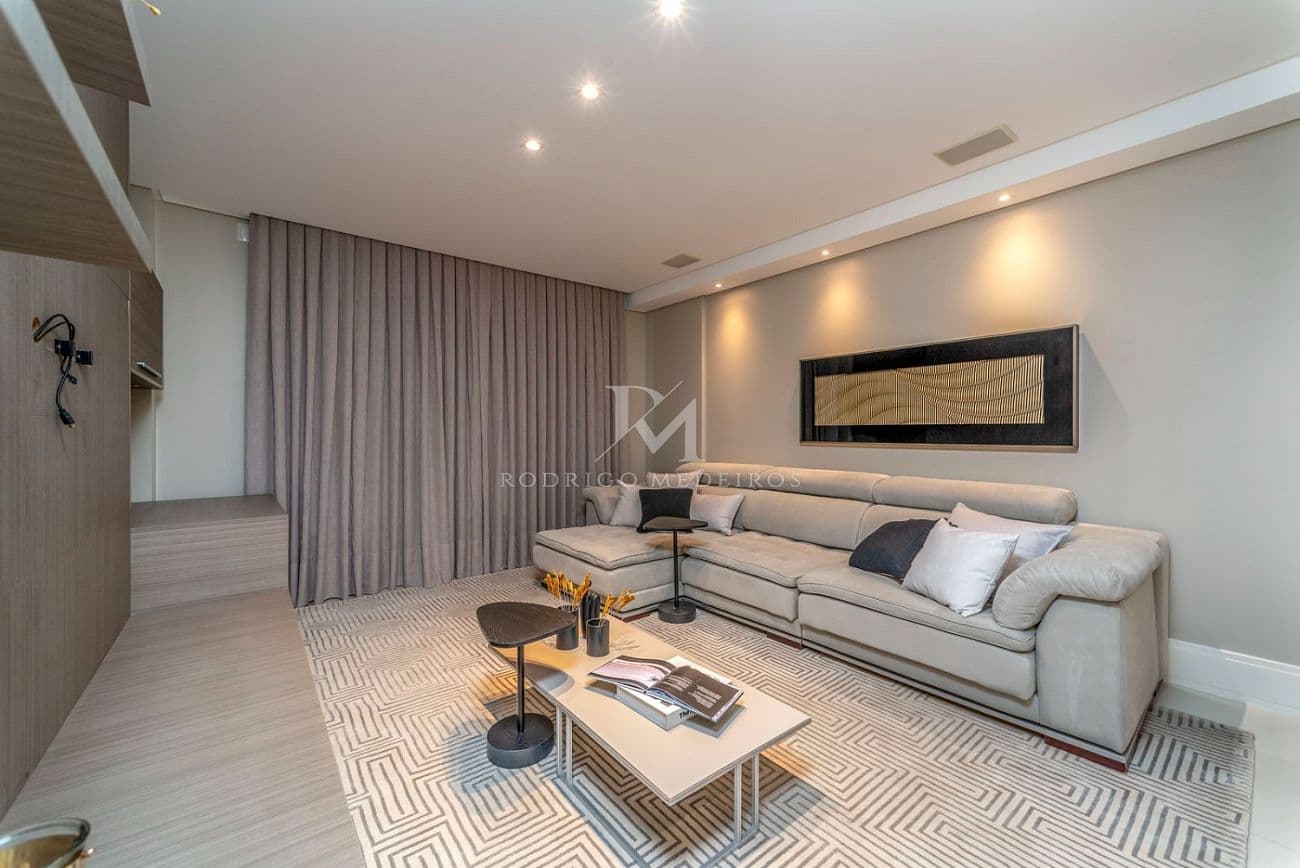 Apartamento 4 Suítes - Centro, Balneário Camboriú-SC — foto 1