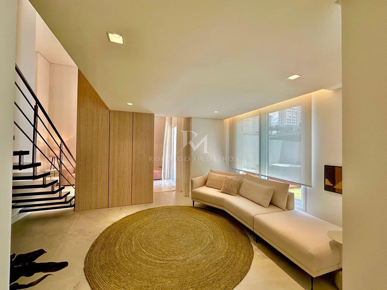 Apartamento 3 Suítes Decorado e Mobiliado - Praia Brava, Itajaí/SC — foto 1